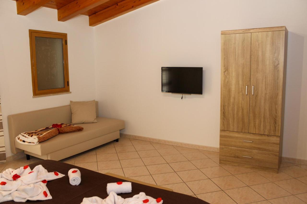 La Terra Del Sole Apartment *