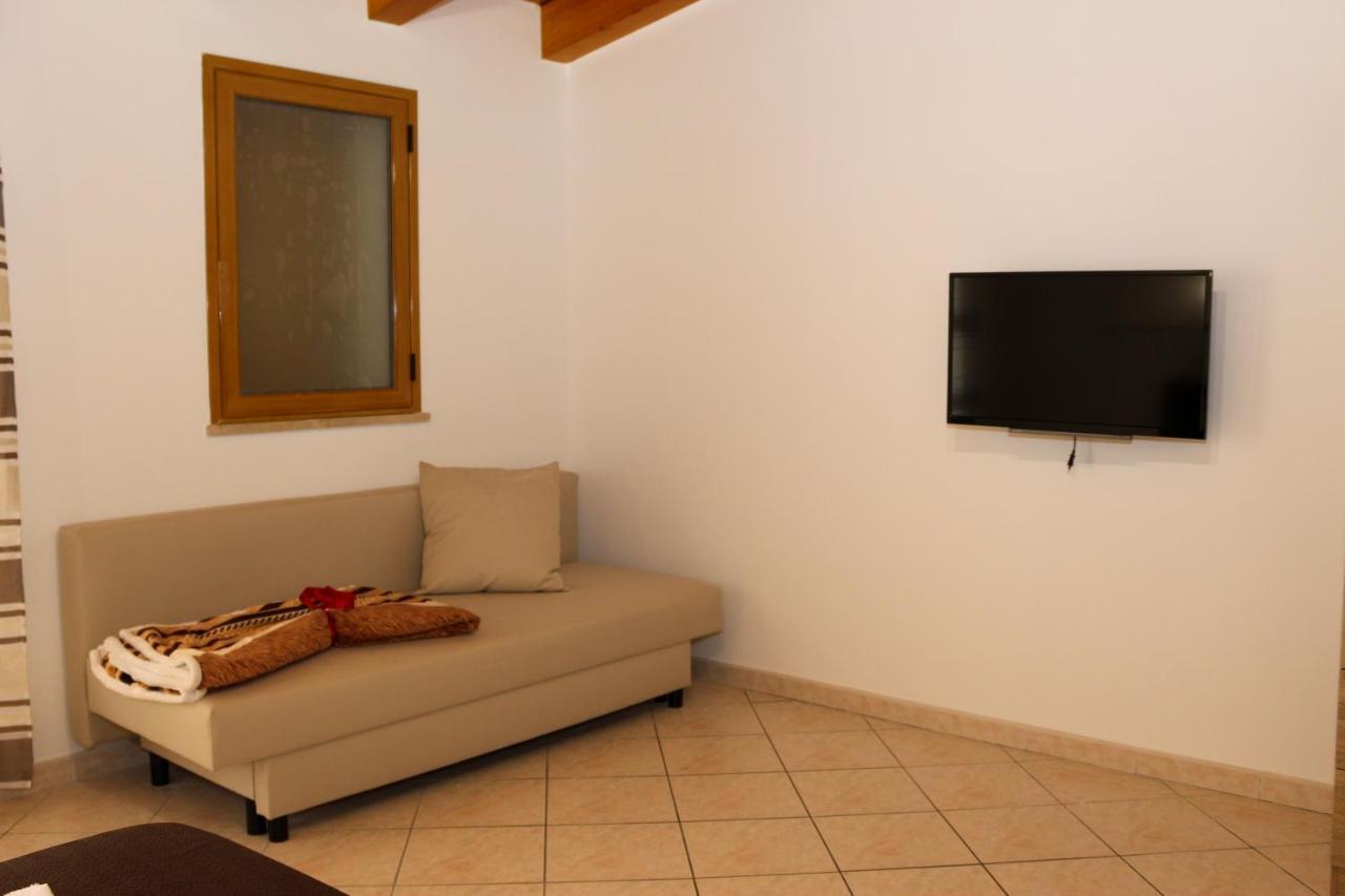 La Terra Del Sole Apartment *